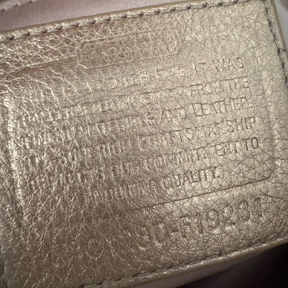 Coach Penelope Signature Linen Shoulder Tote Bag F19263 Khaki Gold - Picture 4 of 5